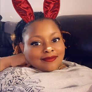 Meet your Posher, Aundra